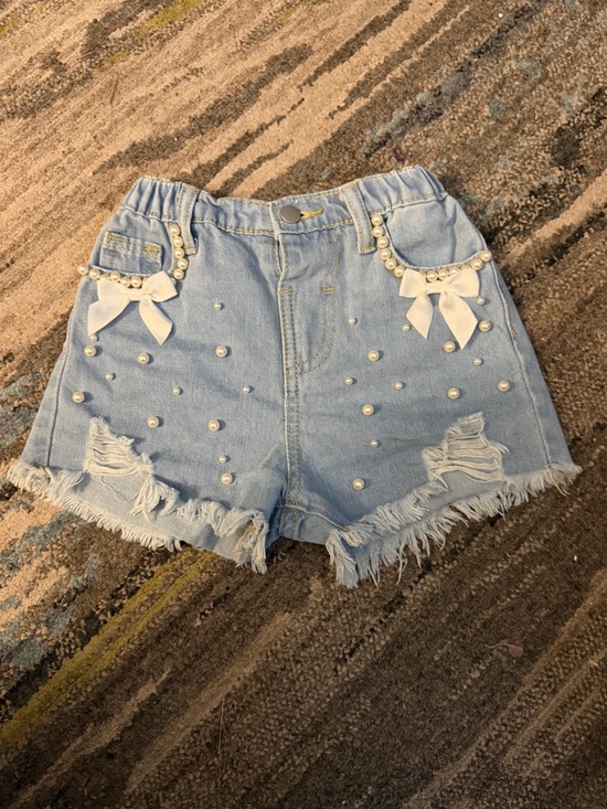 Other - Toddler Girl Pearl-Trim Light Blue Denim Shorts with Bows Size 6
